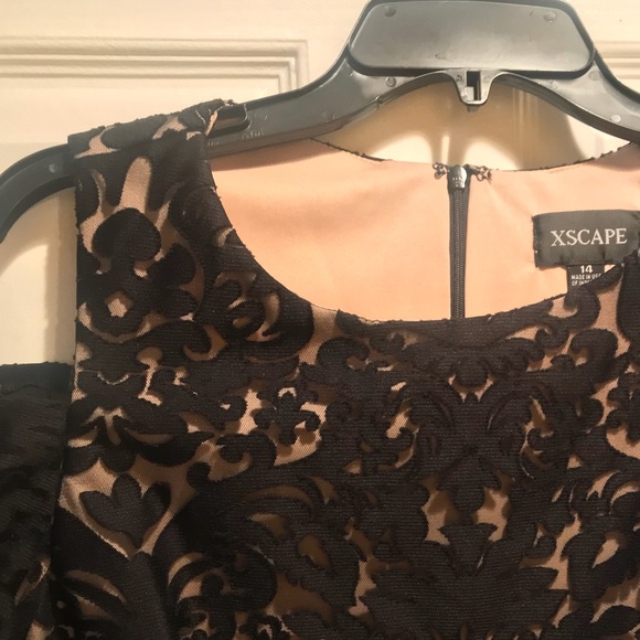 Lace Cut-Out Shoulder Dress - Picture 2 of 4